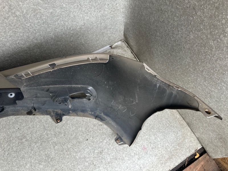 Бампер передний CAMRY 40 06-11