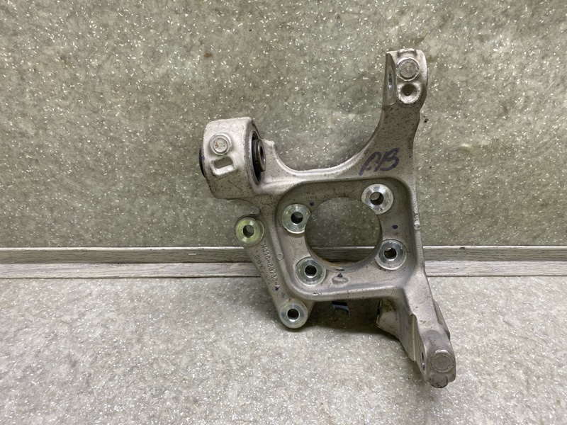 Цапфа правая FUSION 14- 2019 C20EDEF Цапфа правая FUSION 14- 2019 C20EDEF