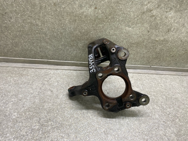 Кулак поворотный правый MAZDA CX-30 19- 2021 2.5L DGH9-33-02Y Б/У