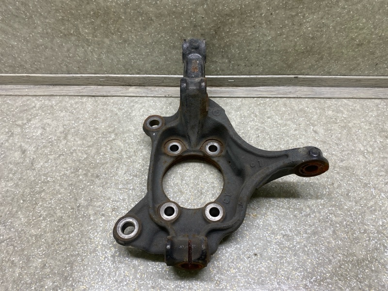 Кулак поворотный правый 3 BM 13-19