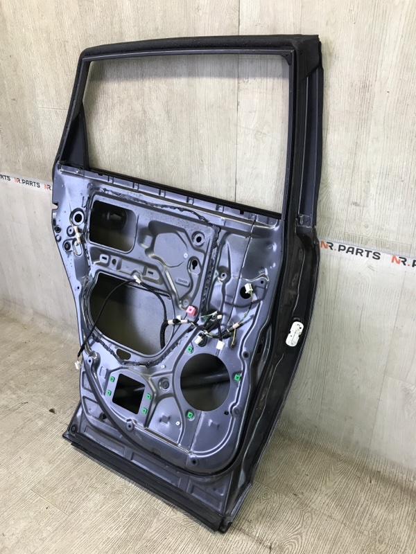 Дверь задняя левая VENZA 09-16 2013 3.5 2GR-FE Дверь задняя левая VENZA 09-16 2013 3.5 2GR-FE