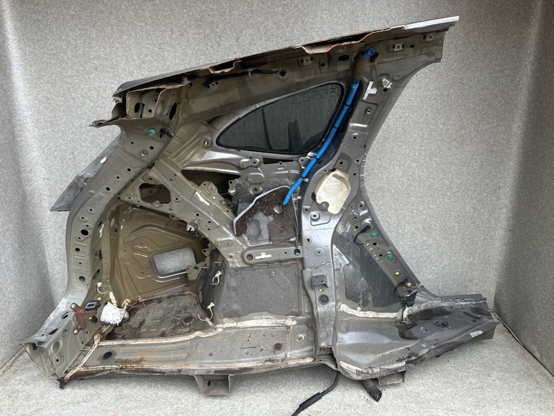 Четверть кузова задняя левый MDX 21- Четверть кузова задняя левый MDX 21-