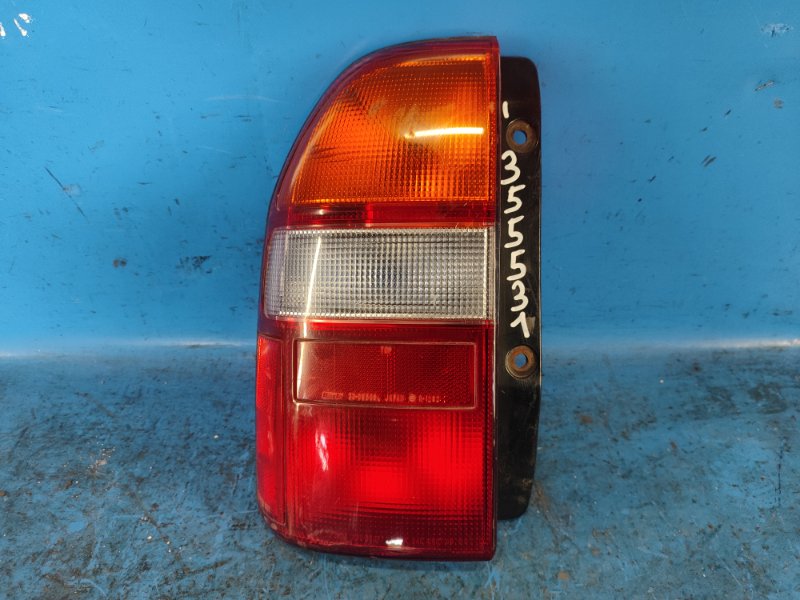 Фонарь наружный левый SUZUKI GRAND VITARA XL-7 01-06 2003 2.7 H27A 35670-65D00 Б/У