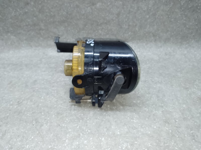 Противотуманная фара левая EOS 06-10