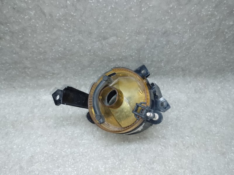 Противотуманная фара левая EOS 06-10