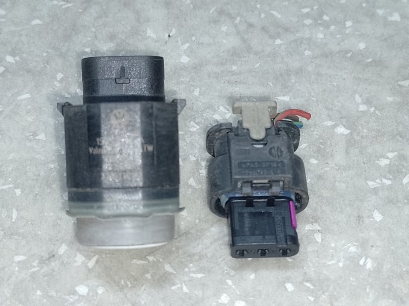 Датчик парктроника передний AUDI A5 07-17