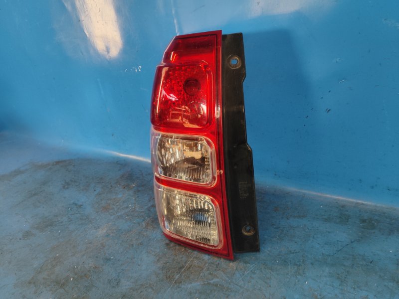 Фонарь наружный левый SUZUKI GRAND VITARA 05-15