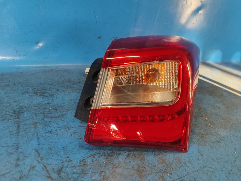 Фонарь наружный правый ELANTRA GD 12-17 2014 ХЭТЧБЭК 2.0 G4NC