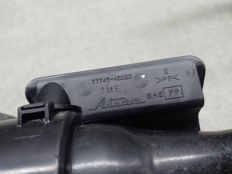 Горловина топливного бака PRIUS 16- 2017 1.8 2ZRFXE