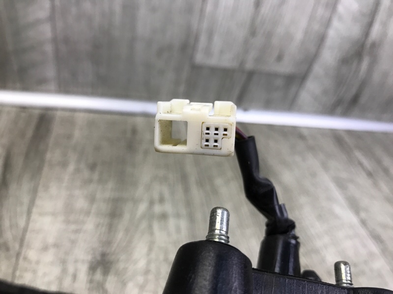 Зеркало правое GRAND VITARA 05-15 Внедорожник 2.4 J24B