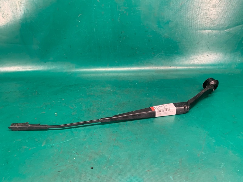 Поводок стеклоочистителя передний правый FORD FUSION 14- 2016 C15HDTX DS7Z-17526-A Б/У