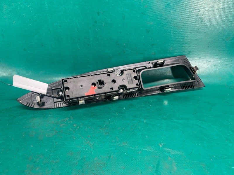 Блок управления стеклоподъемниками FUSION 14- 2016 C15HDTX