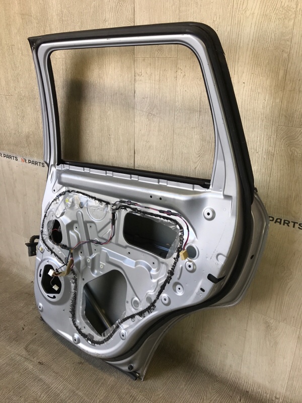 Дверь задняя правая OUTLANDER GF 12- 2013 2.4 4J12