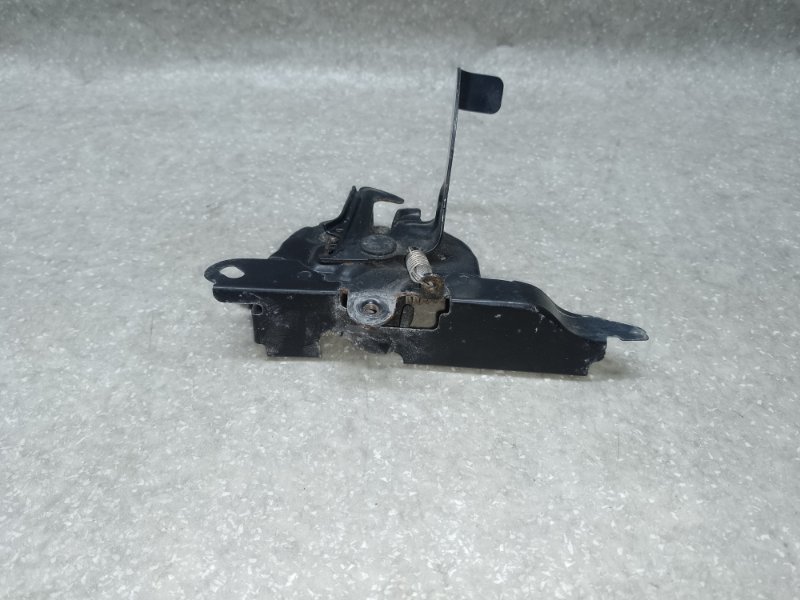 Замок капота TOYOTA PRIUS 16- 1.8 2ZRFXE