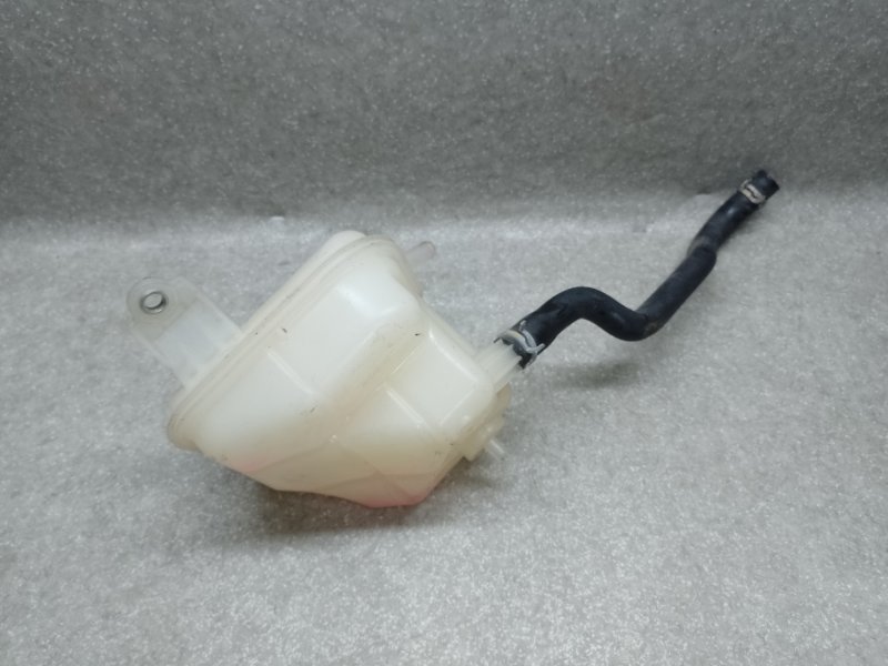 Бачок расширительный TOYOTA PRIUS 16- 1.8 2ZRFXE