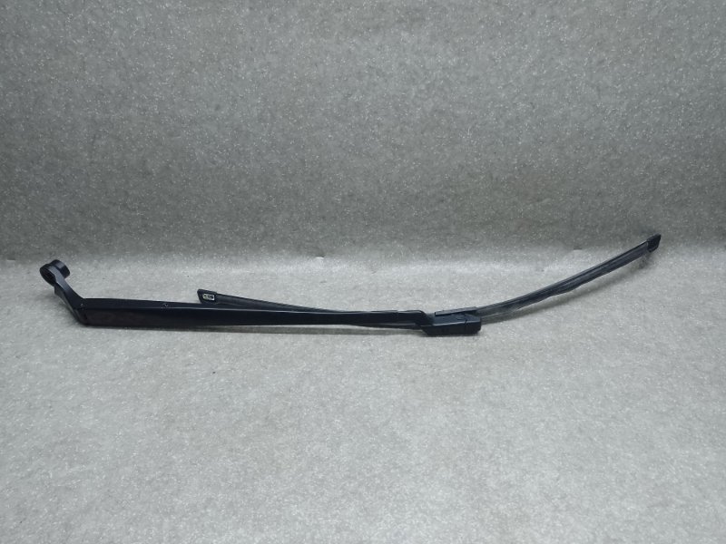 Поводок стеклоочистителя передний левый TOYOTA PRIUS 16- 2017 1.8 2ZRFXE 85221-47160 Б/У