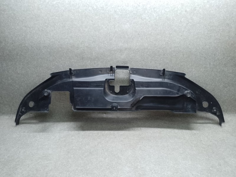 Накладка замка капота TOYOTA PRIUS 16- 1.8 2ZRFXE