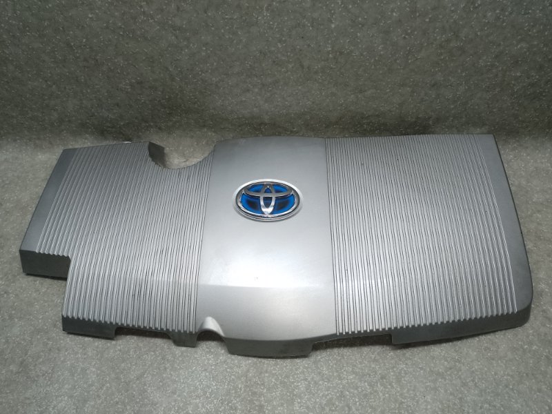 Накладка двигателя декоративная TOYOTA PRIUS 16- 2017 1.8 2ZRFXE 12601-37010 Б/У