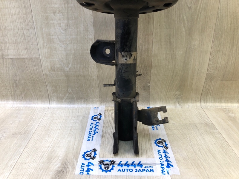 Амортизатор передний правый PATHFINDER R52 12-21 2013 3.5 VQ35DE