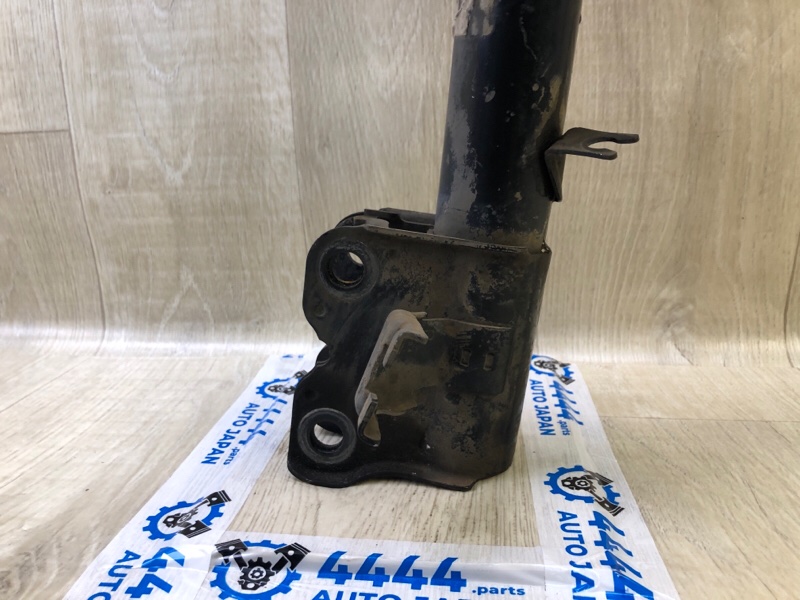 Амортизатор передний правый PATHFINDER R52 12-21 2013 3.5 VQ35DE