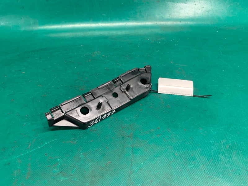 Кронштейн переднего бампера правый FORD FUSION 14- 2016 C15HDTX DS7Z-17C947-A Б/У