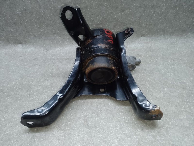 Подушка двигателя правая PRIUS 16- 2017 1.8 2ZRFXE