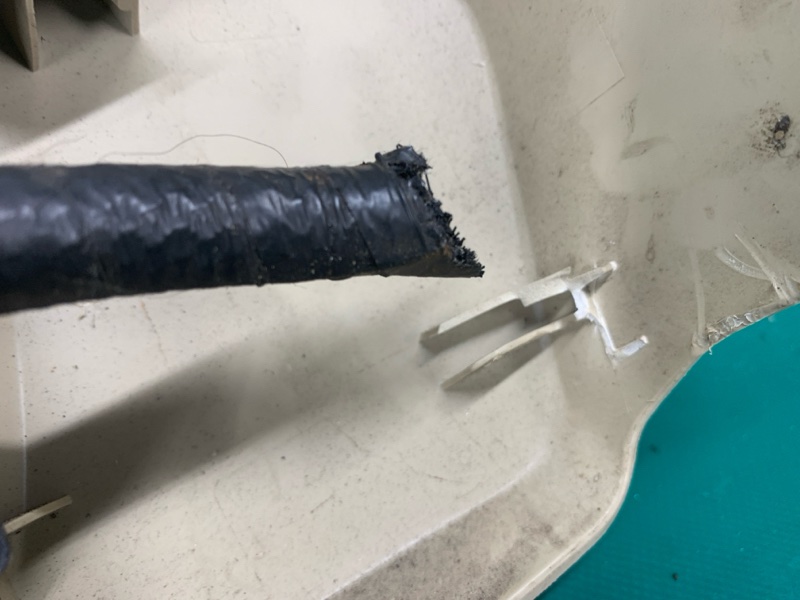 Кнопка регулировки сиденья левая FUSION 14- 2016 C15HDTX