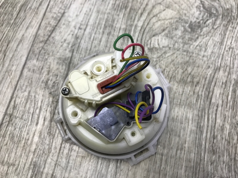 Мотор зеркала левый X-TRAIL/ROGUE T33 20- 2021 2.5 PR25DD