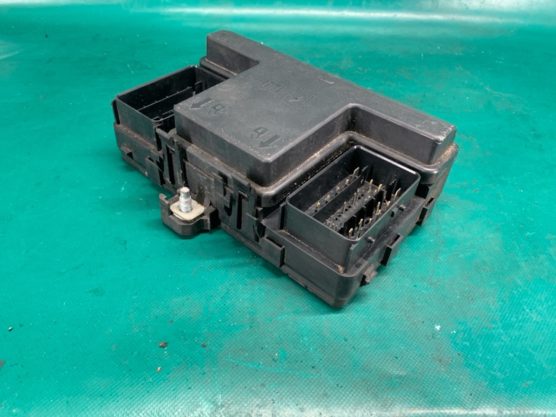 Блок предохранителей моторный отсек FUSION 14- 2016 C15HDTX