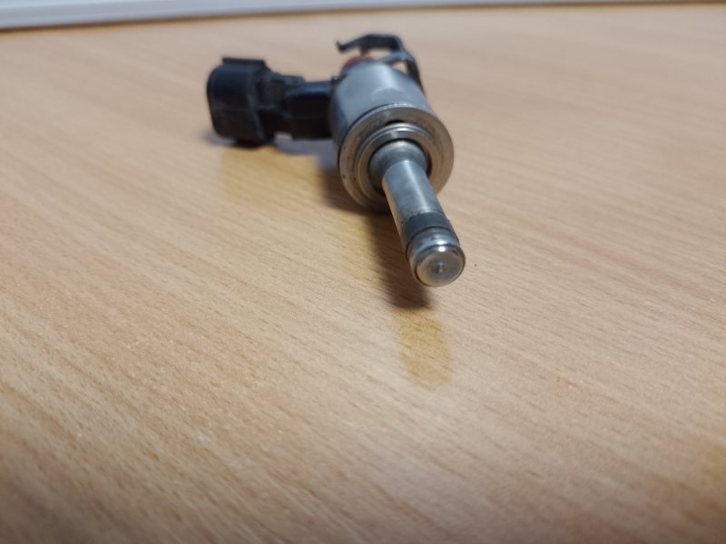 Форсунка топливная FORD FOCUS 10-18