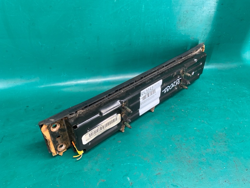 Подушка безопасности в колени левая FUSION 14- 2016 C15HDTX