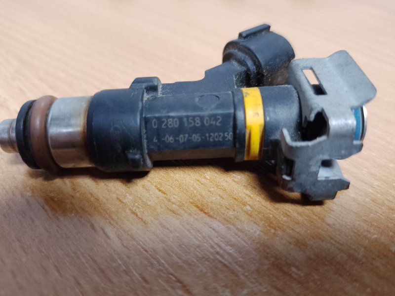 Форсунка топливная M35/M45 04-10