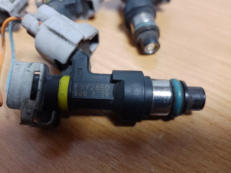 Форсунка топливная TIIDA/VERSA C11 04-11