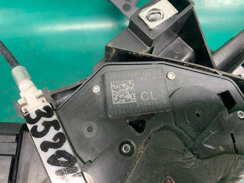 Замок двери передний правый FUSION 14- 2016 C15HDTX