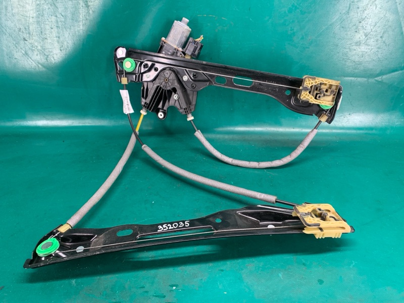 Запчасть стеклоподъемник передний правый FORD FUSION 14- 2016 C15HDTX HS7Z-5423208-A Б/У Стеклоподъемник передний правый FORD FUSION 14- 2016 C15HDTX HS7Z-5423208-A Б/У