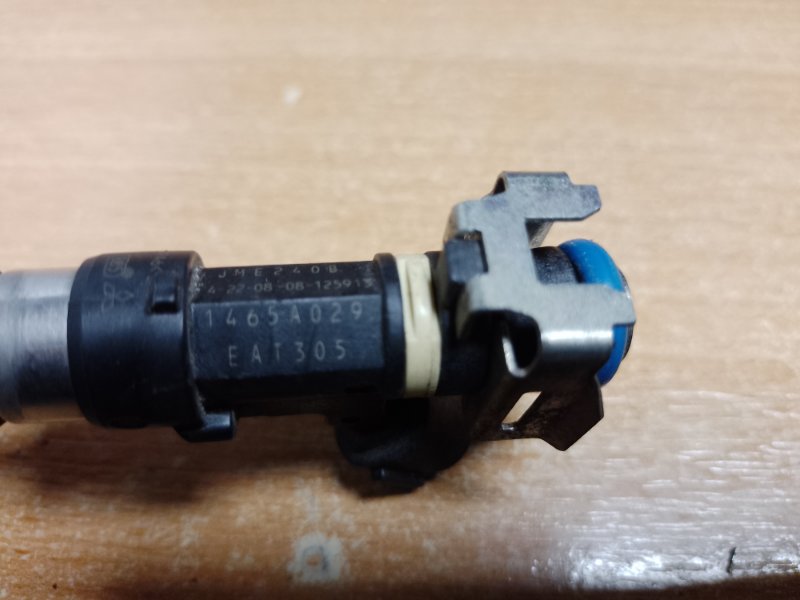 Форсунка топливная LANCER X 10 07-15 Форсунка топливная LANCER X 10 07-15