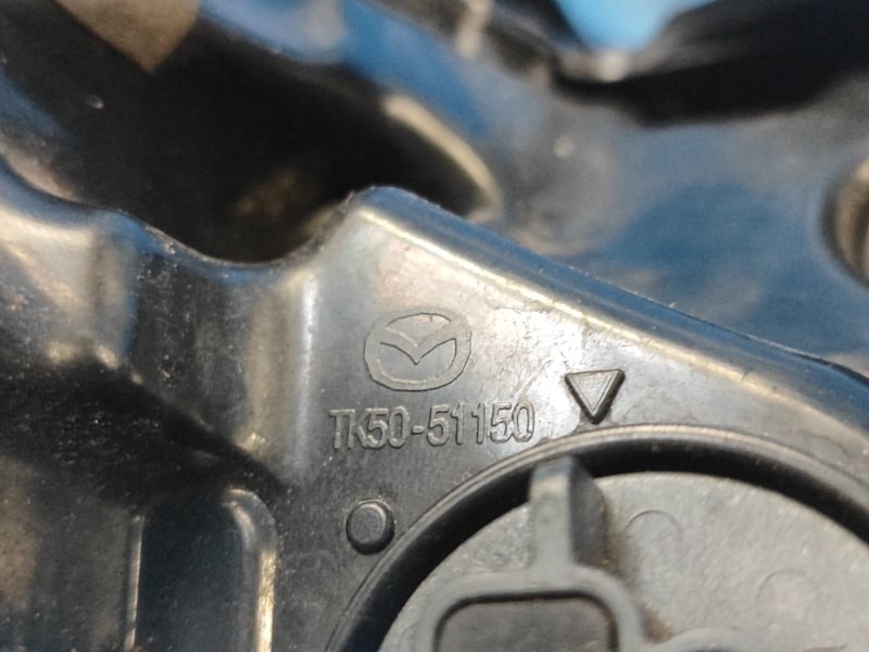 Фонарь наружный правый CX-9 16- 2020 2.5L Фонарь наружный правый CX-9 16- 2020 2.5L