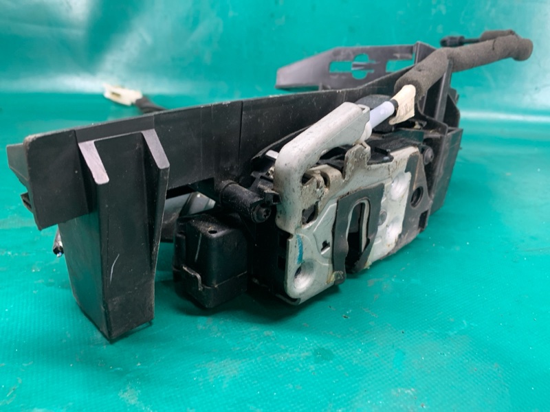 Замок двери передний левый FORD FUSION 14- C15HDTX