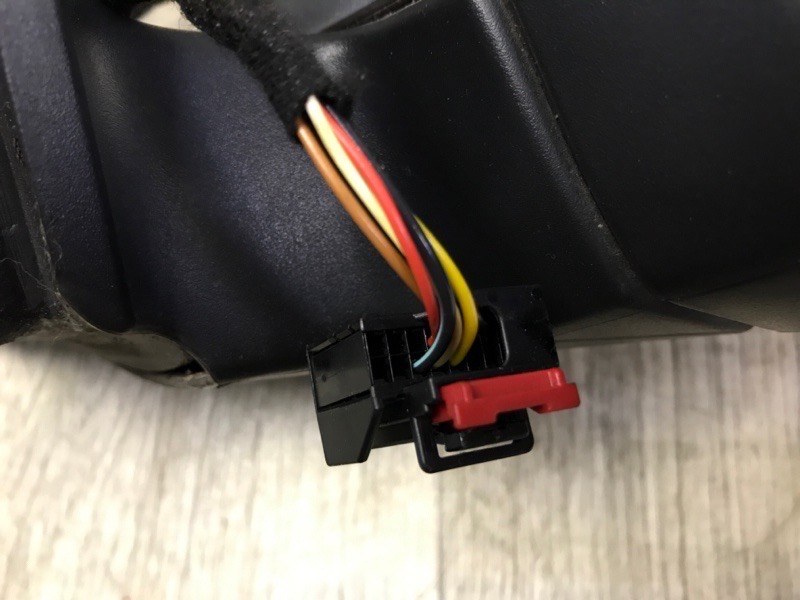 Зеркало правое TIGUAN 08-17 2012 2.0 CCTA