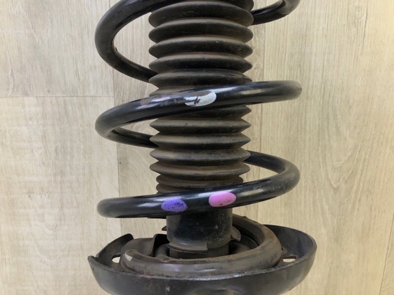 Амортизатор передний левый KIA SOUL PS 13-19 ELECTRIC Амортизатор передний левый KIA SOUL PS 13-19 ELECTRIC