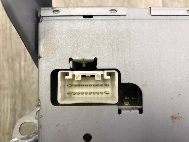 Магнитола CAMRY 30 02-06 2002 3.0 1MZFE