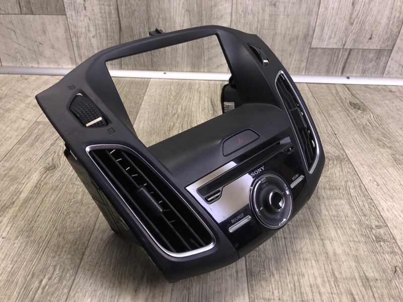 Блок управления мультимедиа FOCUS 10-18 2017 2.0 C20HDEX