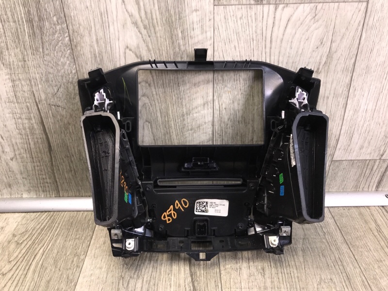 Блок управления мультимедиа FOCUS 10-18 2017 2.0 C20HDEX