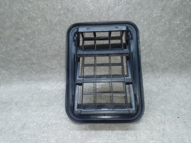 Клапан вентиляции салона задний PRIUS 16- 2017 1.8 2ZRFXE