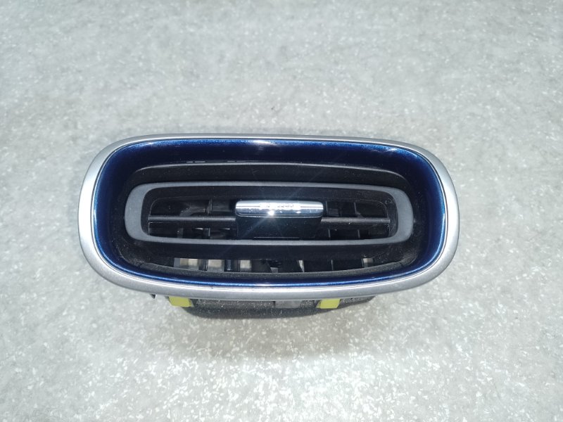 Дефлектор воздушный левый TOYOTA PRIUS 16- 2017 1.8 2ZRFXE 55650-47190-J0 Б/У