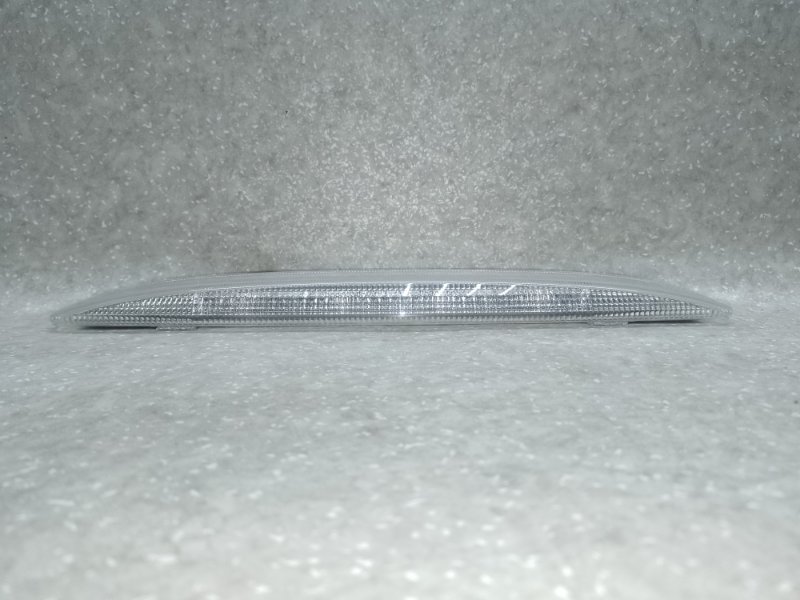 Стоп-сигнал TOYOTA PRIUS 16- 2017 1.8 2ZRFXE 81006-47030 Б/У