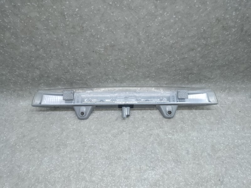 Стоп-сигнал PRIUS 16- 2017 1.8 2ZRFXE