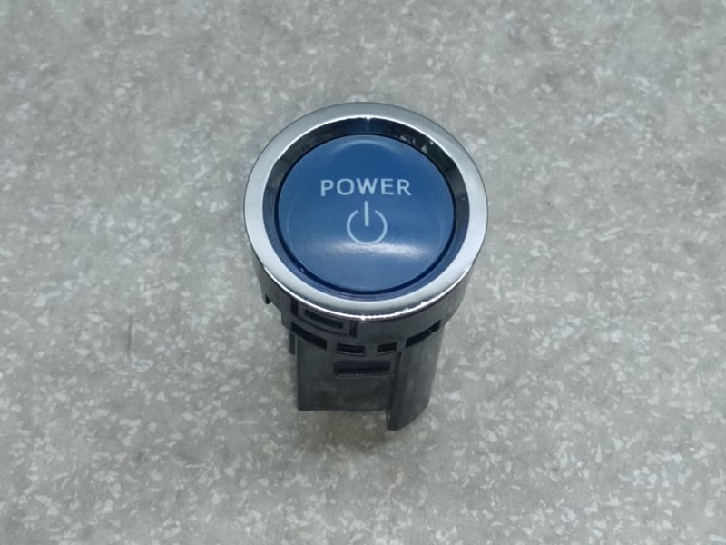 Запчасть кнопка старт-стоп TOYOTA PRIUS 16- 2017 1.8 2ZRFXE 89611-30142 Б/У Кнопка старт-стоп TOYOTA PRIUS 16- 2017 1.8 2ZRFXE 89611-30142 Б/У