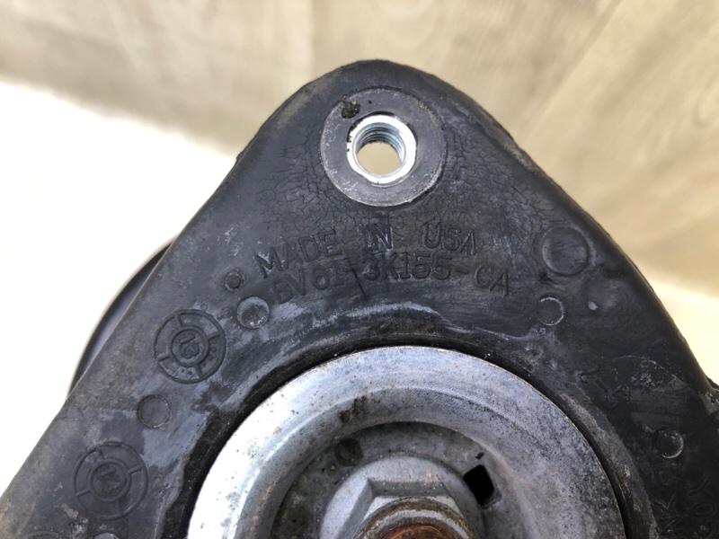 Амортизатор передний правый FOCUS 10-18 2014 2.0 C20HDEX