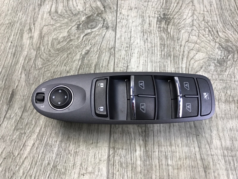 Блок управления стеклоподъемниками INFINITI Q50 15-20 Седан VR30 25401-4GA7A Б/У